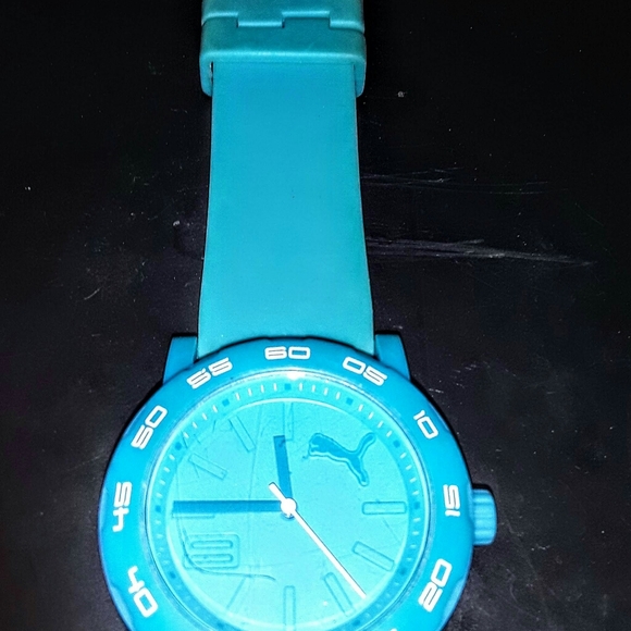 PUMA Light Blue Womens Sport Watch - Silicone Band - Picture 2 of 5